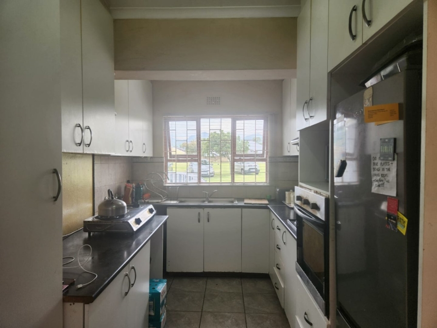 4 Bedroom Property for Sale in Levallia Western Cape